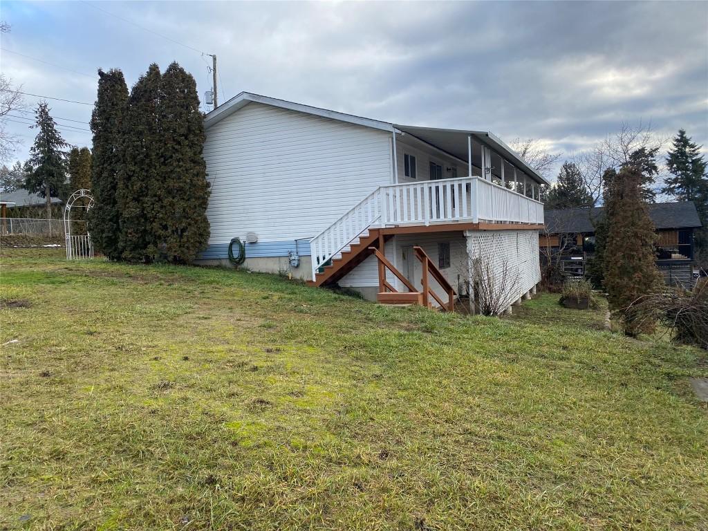 601 7Th Avenue, Creston, BC