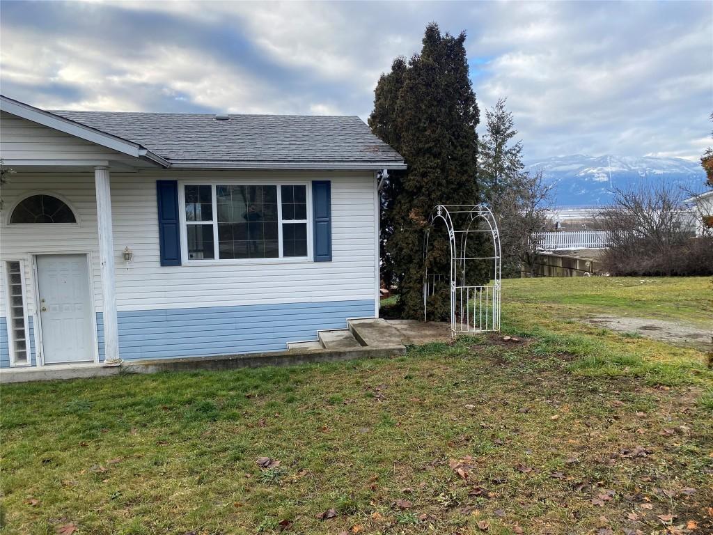 601 7Th Avenue, Creston, BC