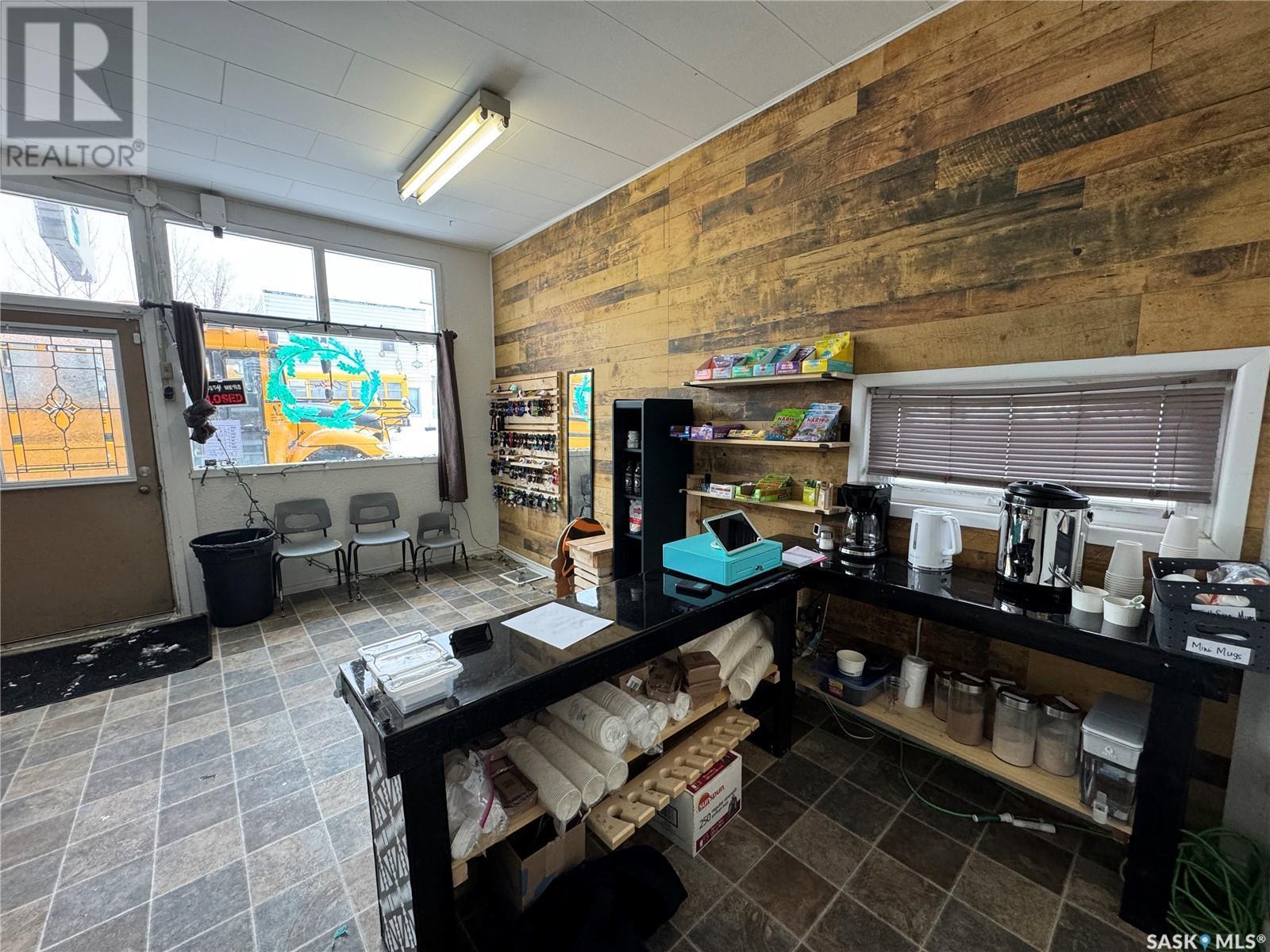 104 2Nd Avenue W, Biggar, SK