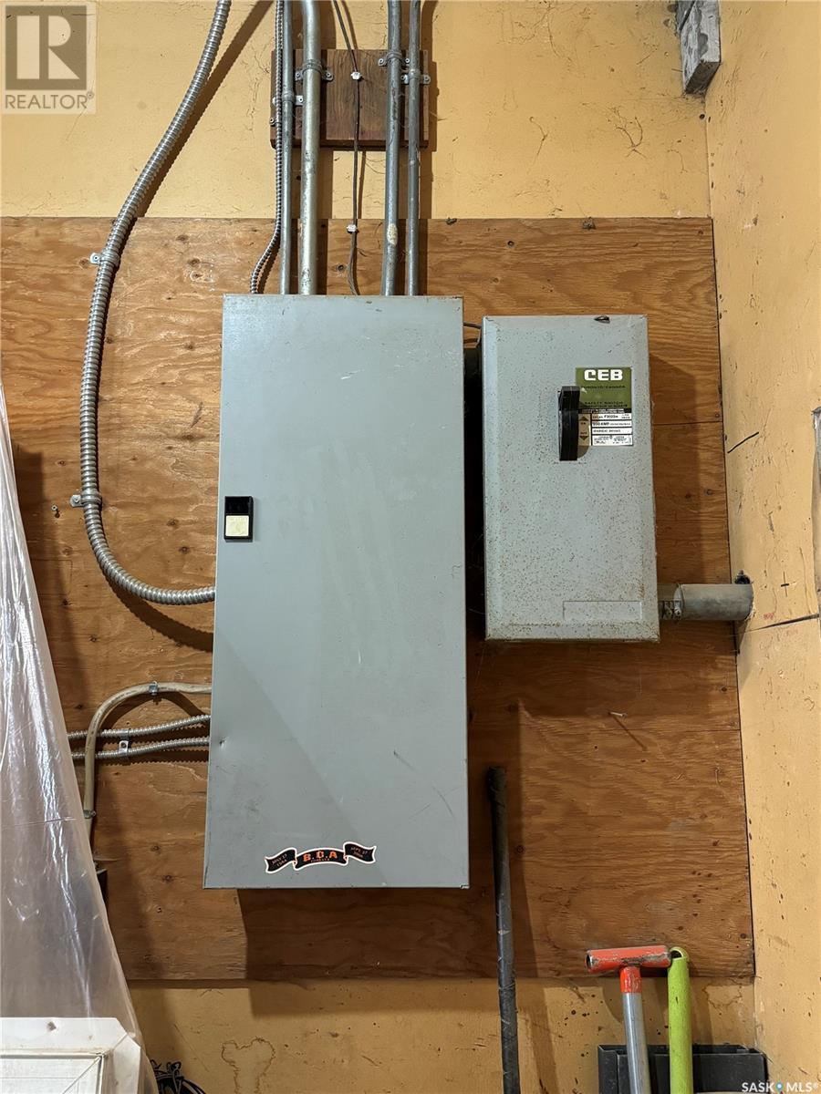 104 2Nd Avenue W, Biggar, SK