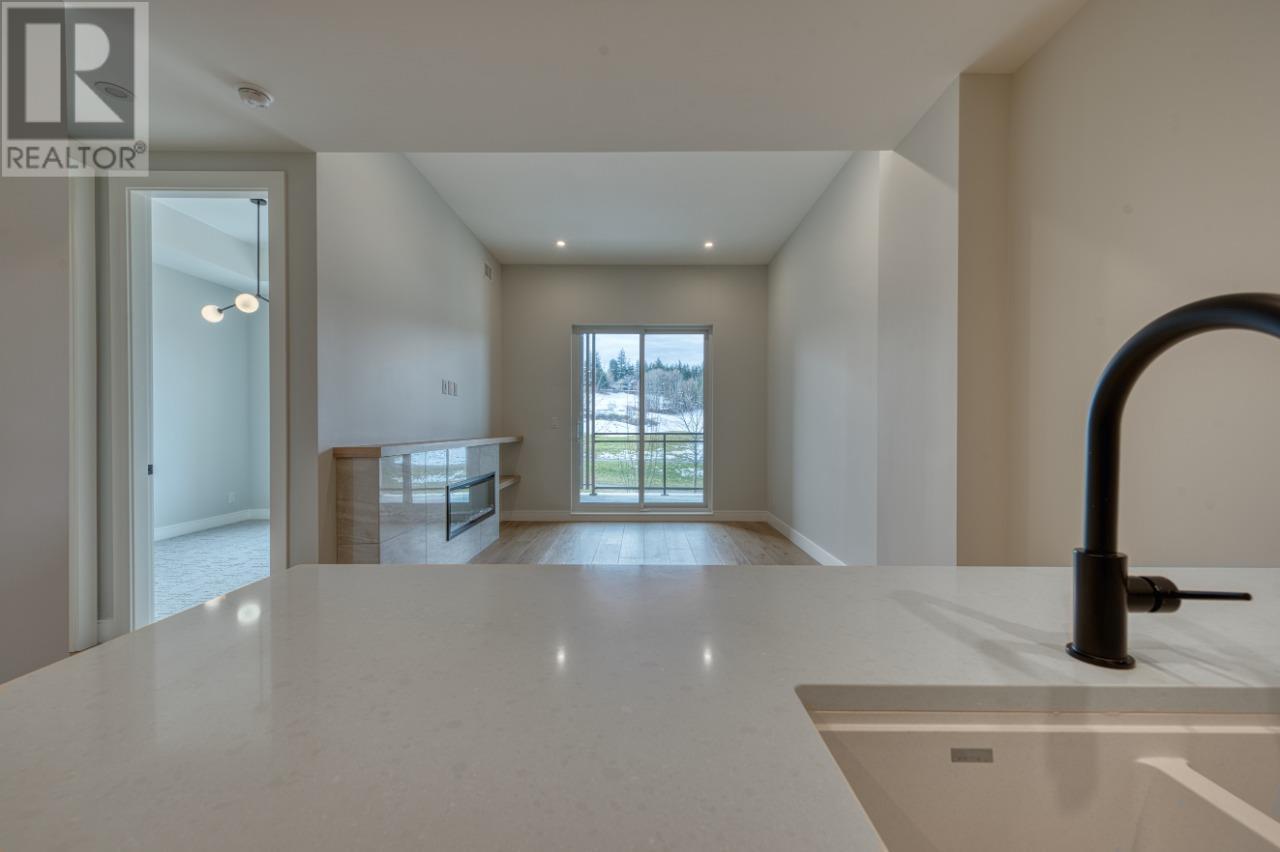 75 Predator Ridge Drive Unit# 208, Vernon, BC - Indoor