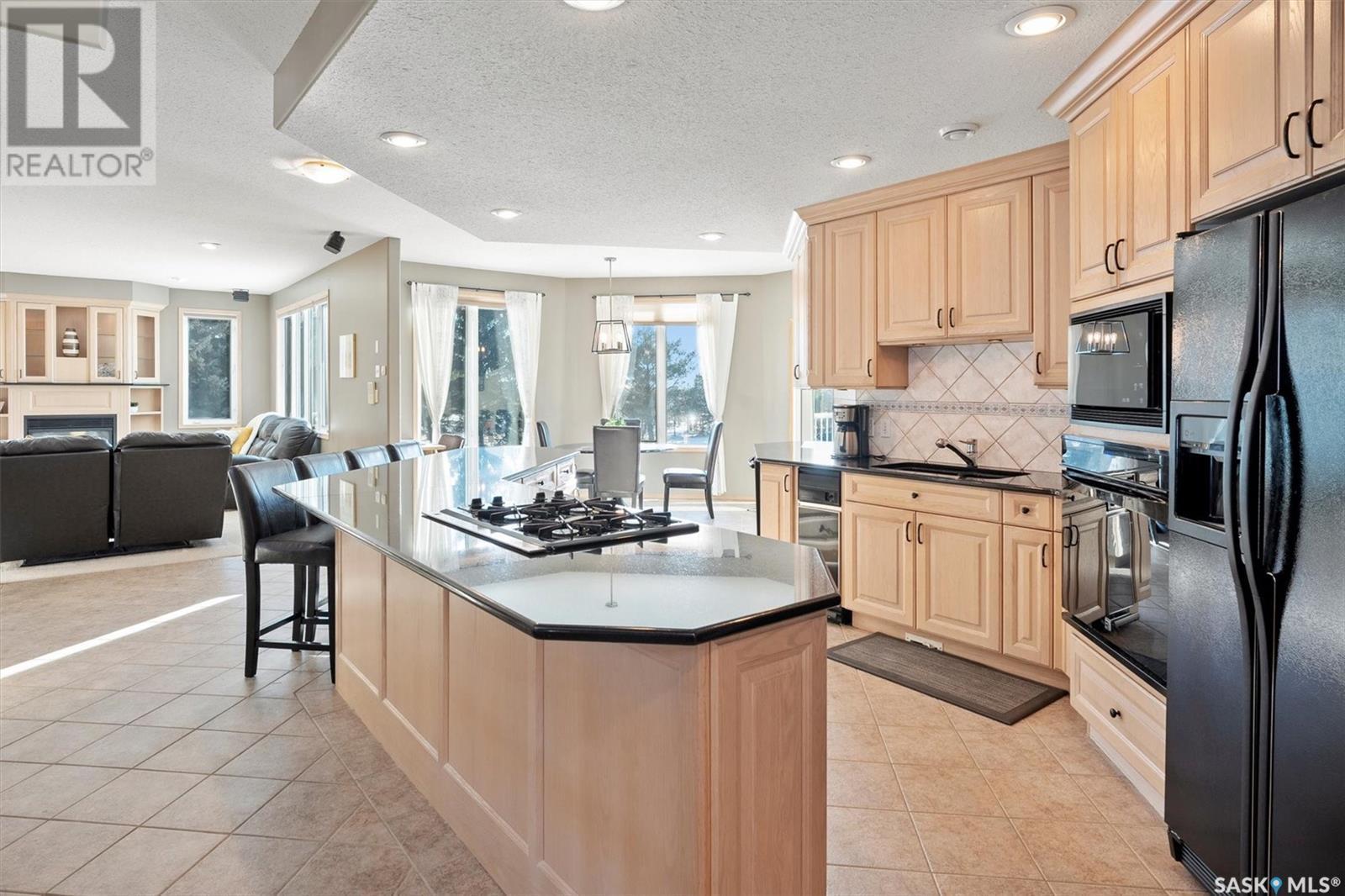 9 Cherry Lane, Corman Park Rm No. 344, SK - Indoor Photo Showing Kitchen