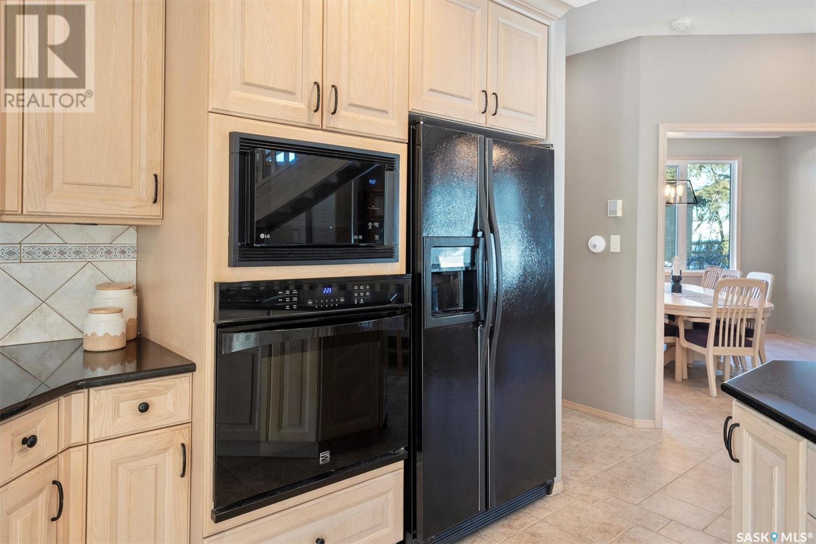 9 Cherry Lane, Corman Park Rm No. 344, SK - Indoor Photo Showing Kitchen
