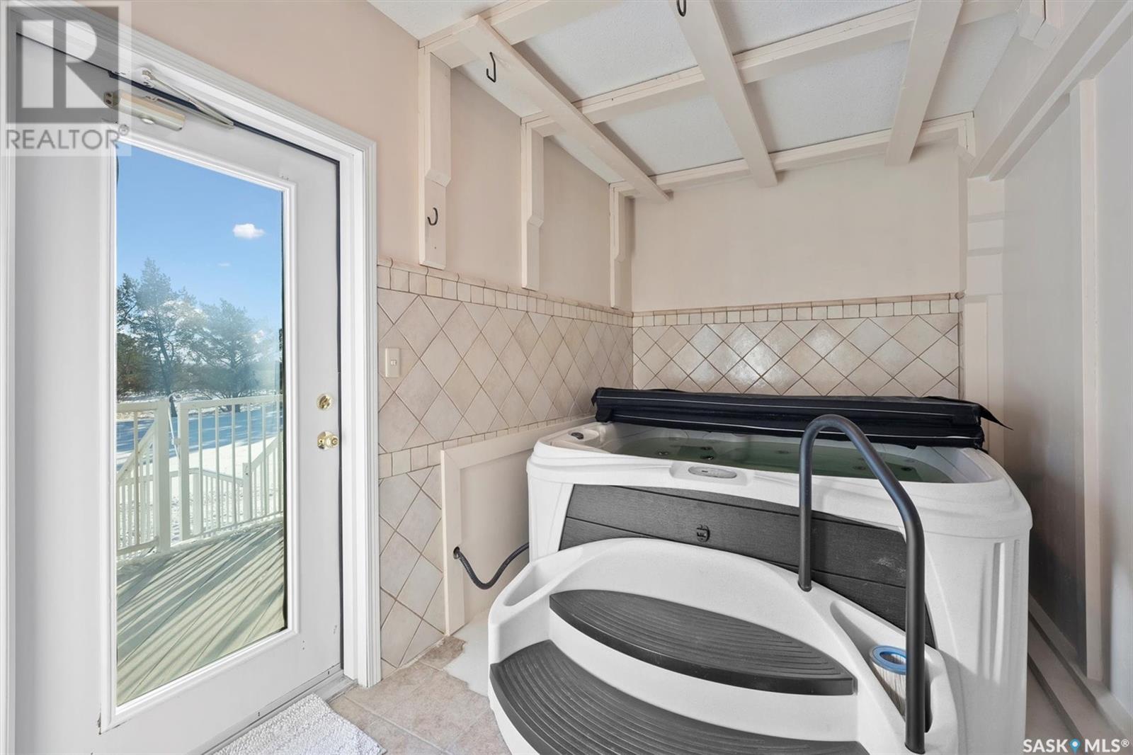 9 Cherry Lane, Corman Park Rm No. 344, SK - Indoor Photo Showing Laundry Room