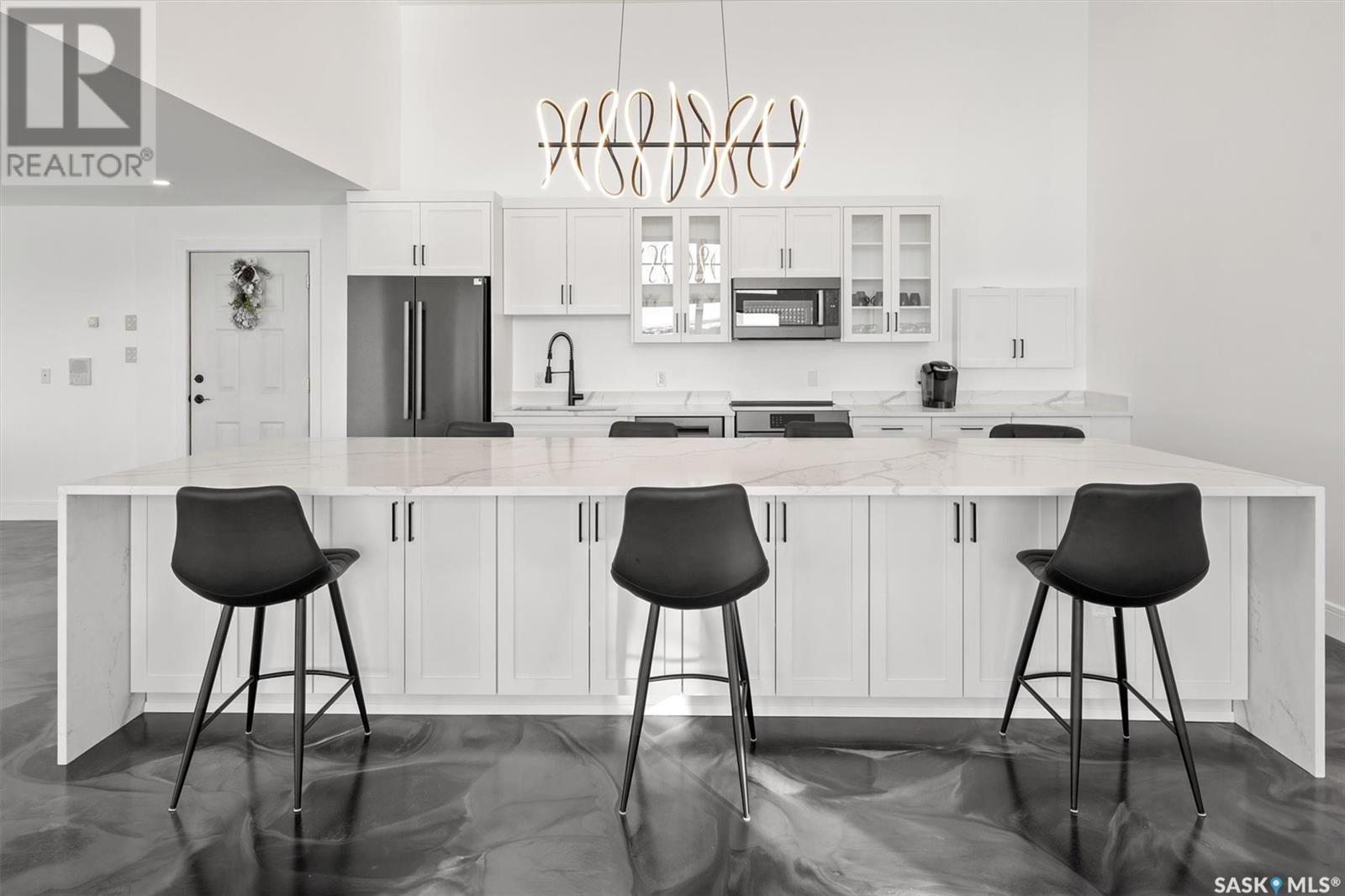 9 Cherry Lane, Corman Park Rm No. 344, SK - Indoor Photo Showing Kitchen With Upgraded Kitchen