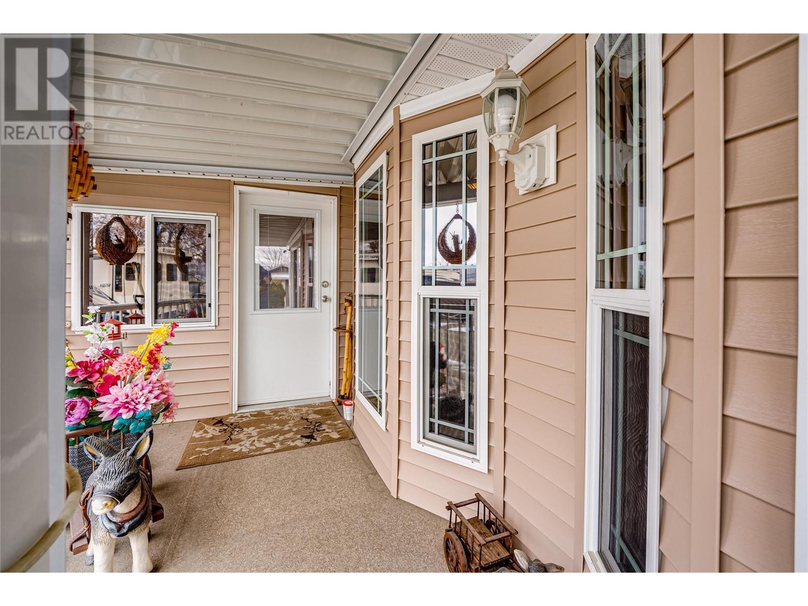 Covered entry way - 8000 Highland Road Unit# 42, Vernon, BC - Outdoor With Exterior