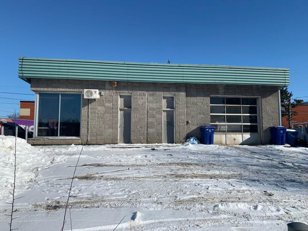 Autre - 145 Boul. De La Concorde E., Laval (Pont-Viau), QC - Outdoor