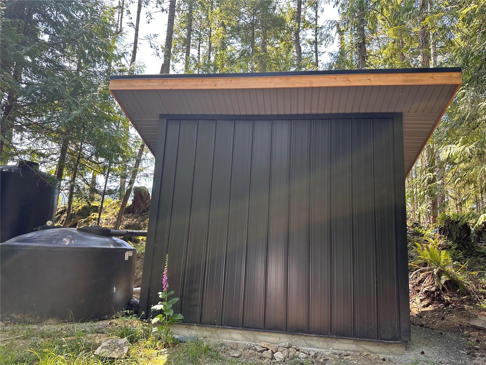 400 Baker Rd, Salt Spring, BC