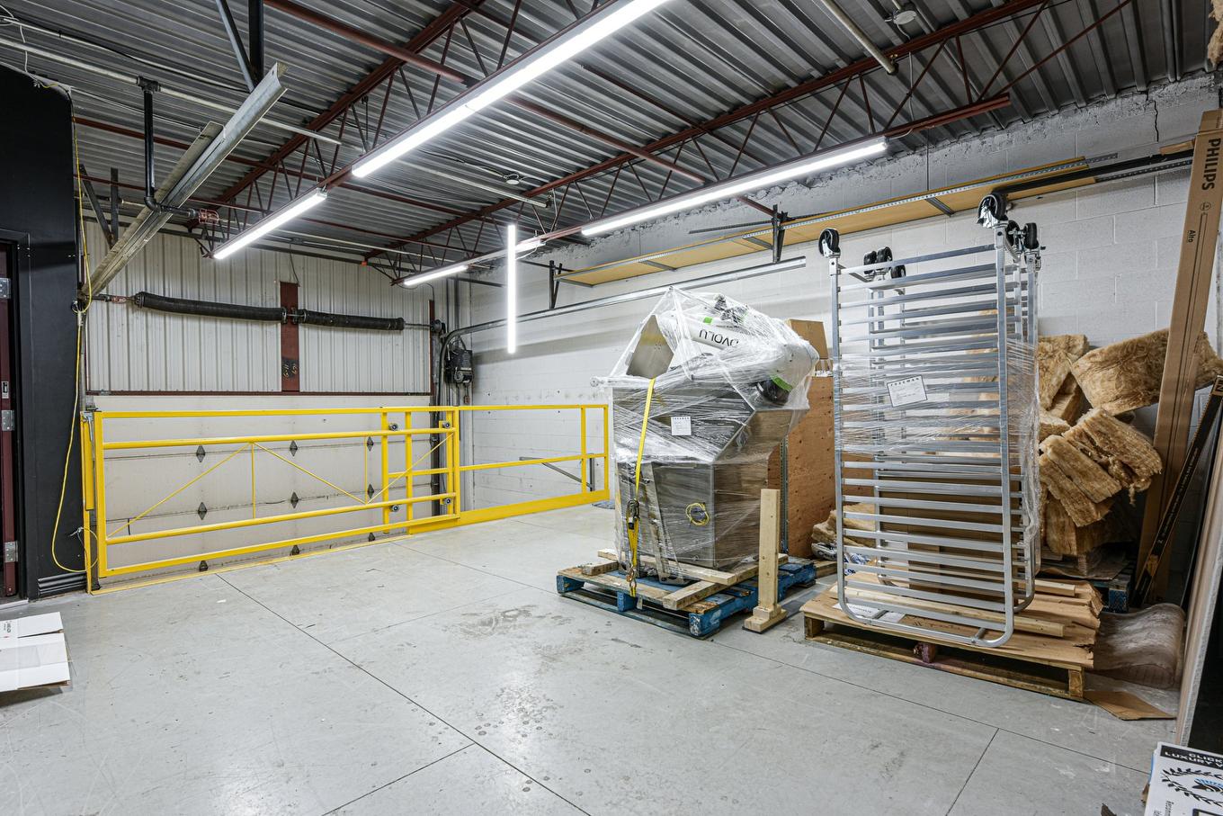 Warehouse - 710-1370 Rue Joliot-Curie, Boucherville, QC