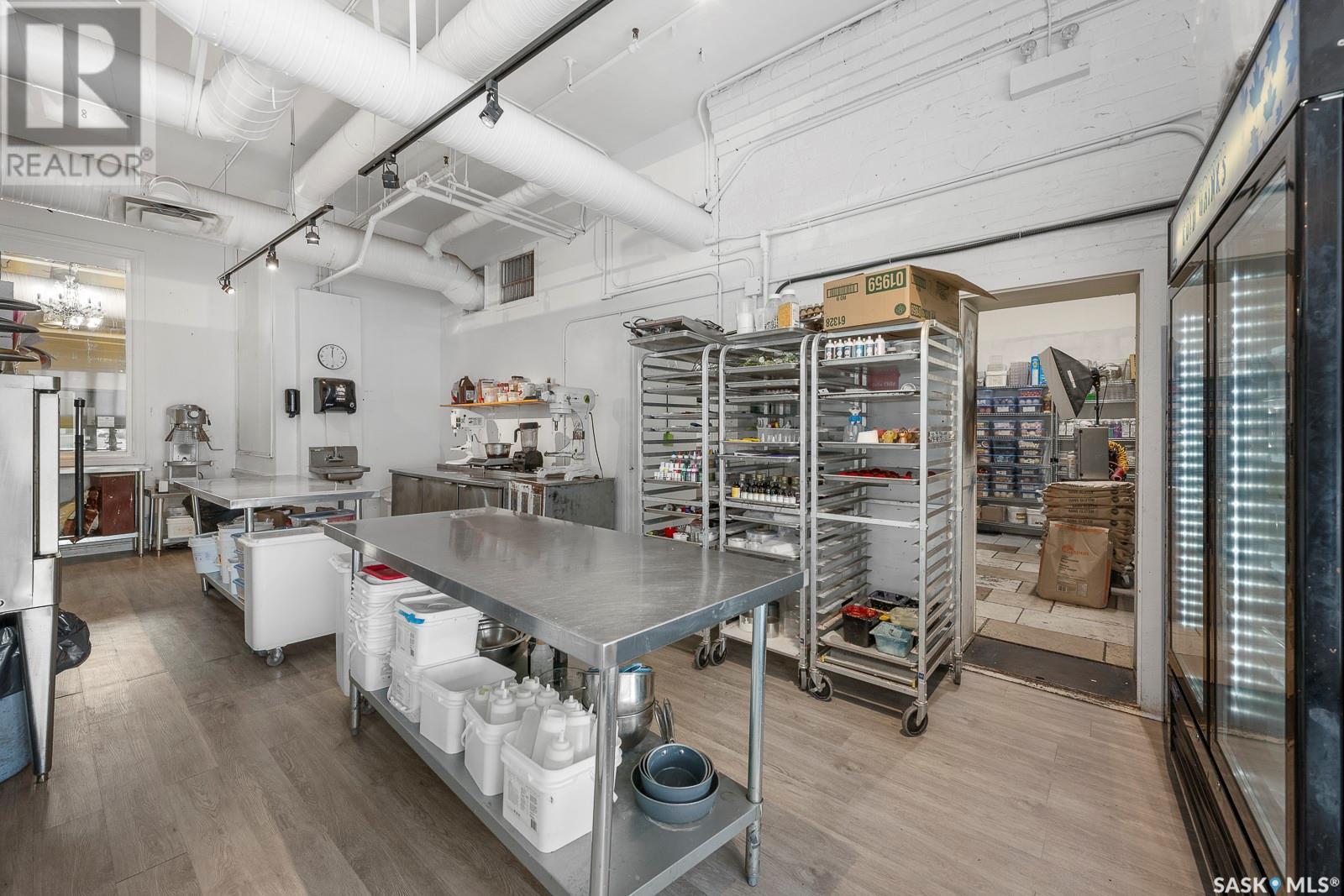 1275 Broad Street, Regina, SK