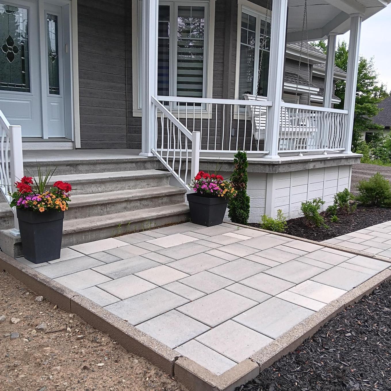 Façade - 111 Rue Du Joli-Bois, Sainte-Marguerite-Du-Lac-Masson, QC - Outdoor With Deck Patio Veranda
