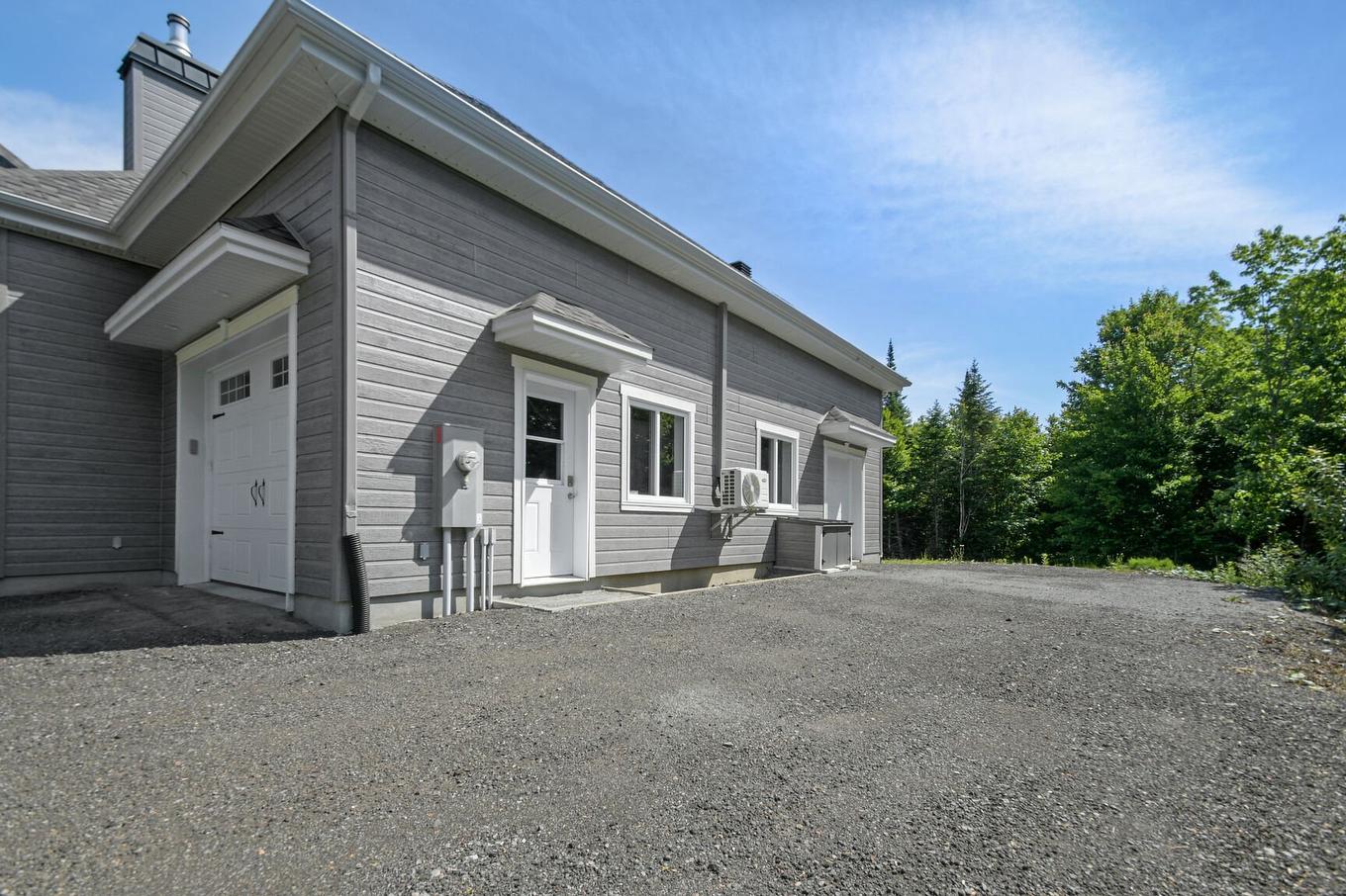 Extérieur - 111 Rue Du Joli-Bois, Sainte-Marguerite-Du-Lac-Masson, QC - Outdoor