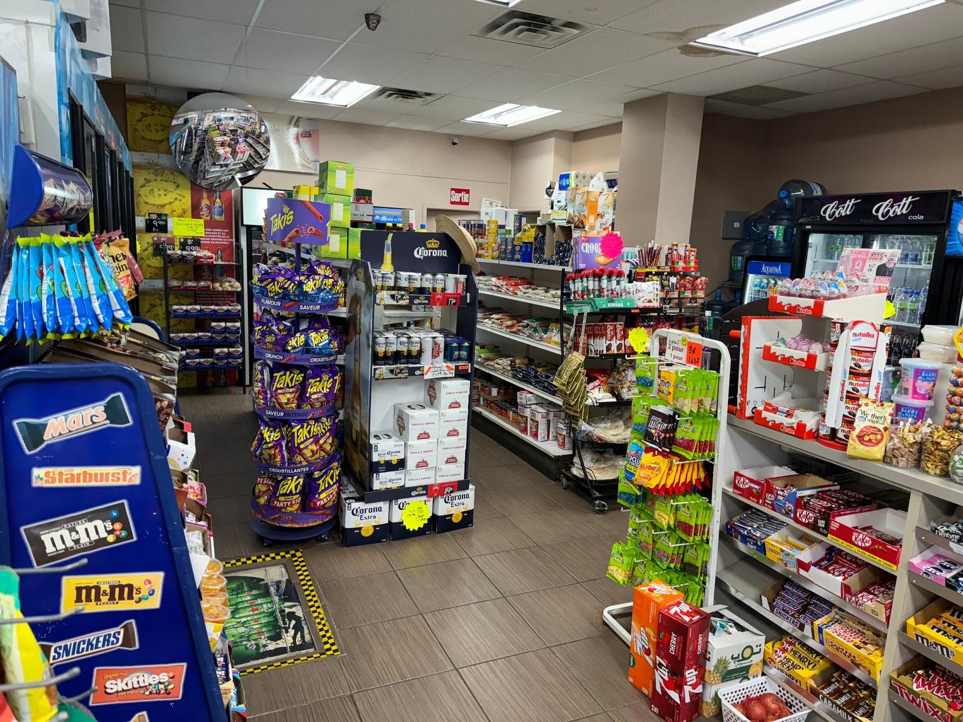 Commerce - 3852 Boul. Perron, Laval (Chomedey), QC