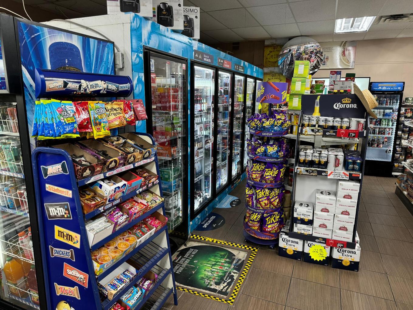 Commerce - 3852 Boul. Perron, Laval (Chomedey), QC