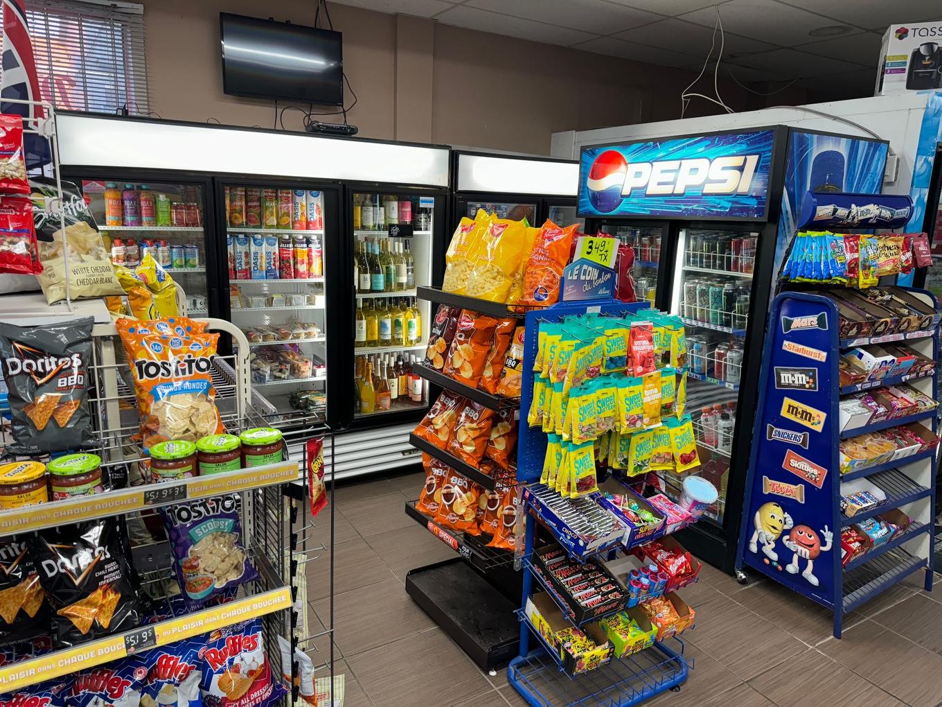 Commerce - 3852 Boul. Perron, Laval (Chomedey), QC