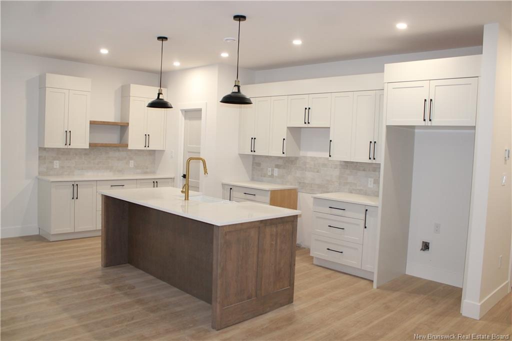 63 Weavers Wy, Fredericton, NB