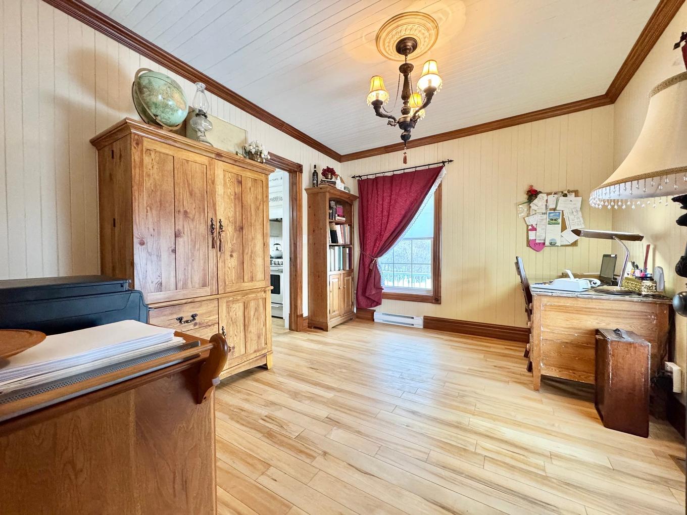 Bedroom - 51C Rue Principale N., Saint-Bruno-De-Guigues, QC - Indoor Photo Showing Other Room