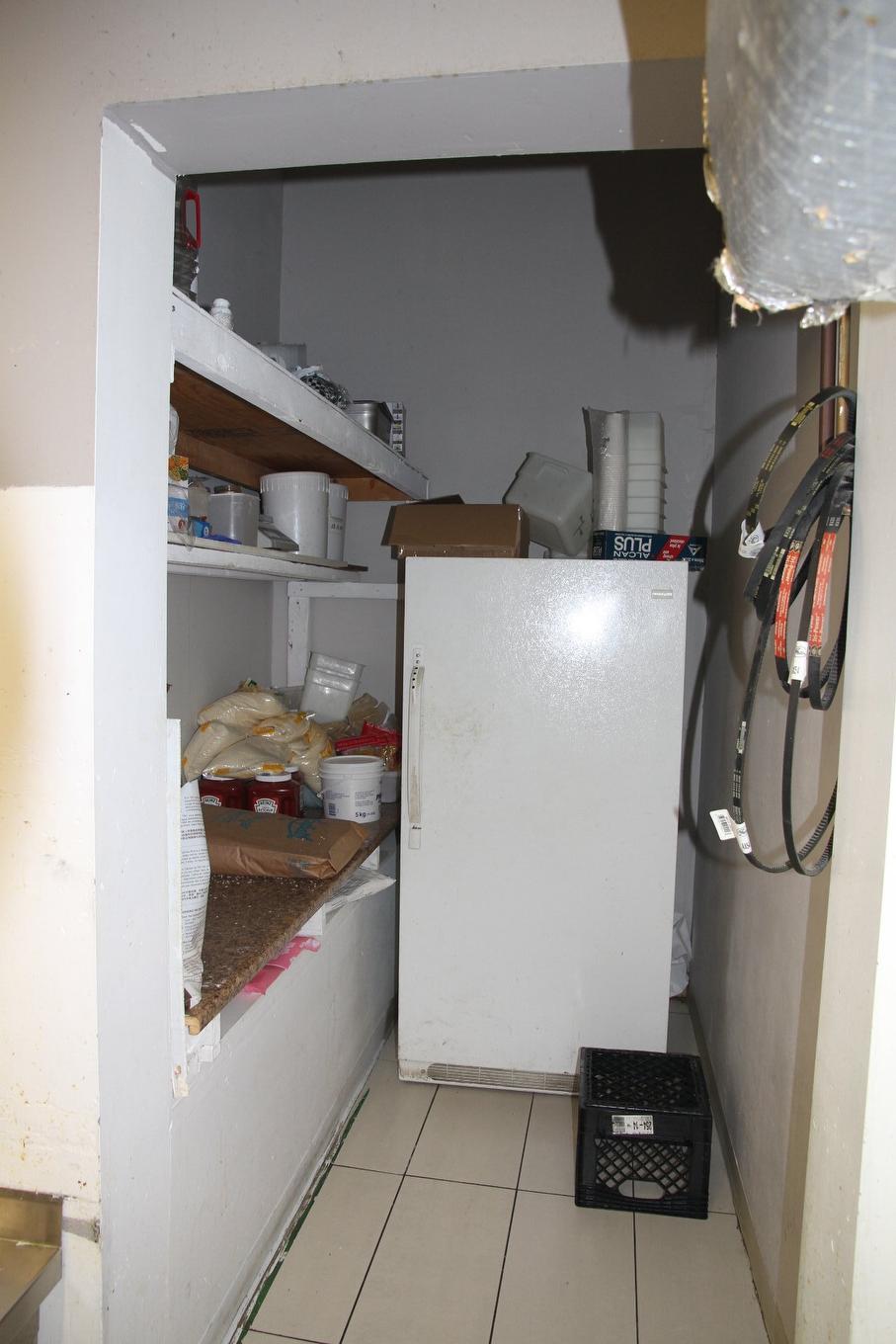 Storage - 1609 Rue Ste-Catherine O., Montréal (Ville-Marie), QC