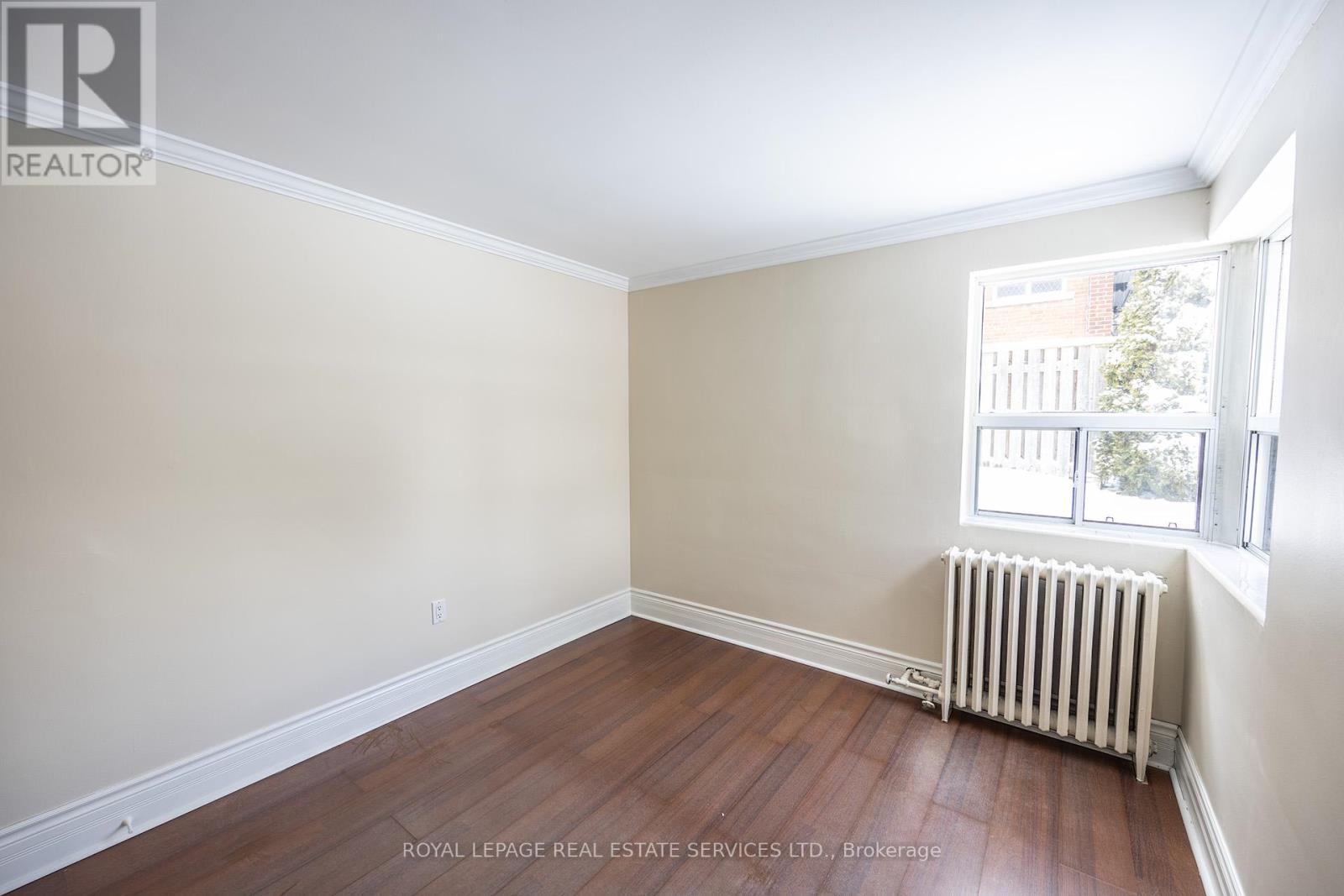 1 - 12 Cayuga Avenue, Mississauga, ON - Indoor Photo Showing Other Room