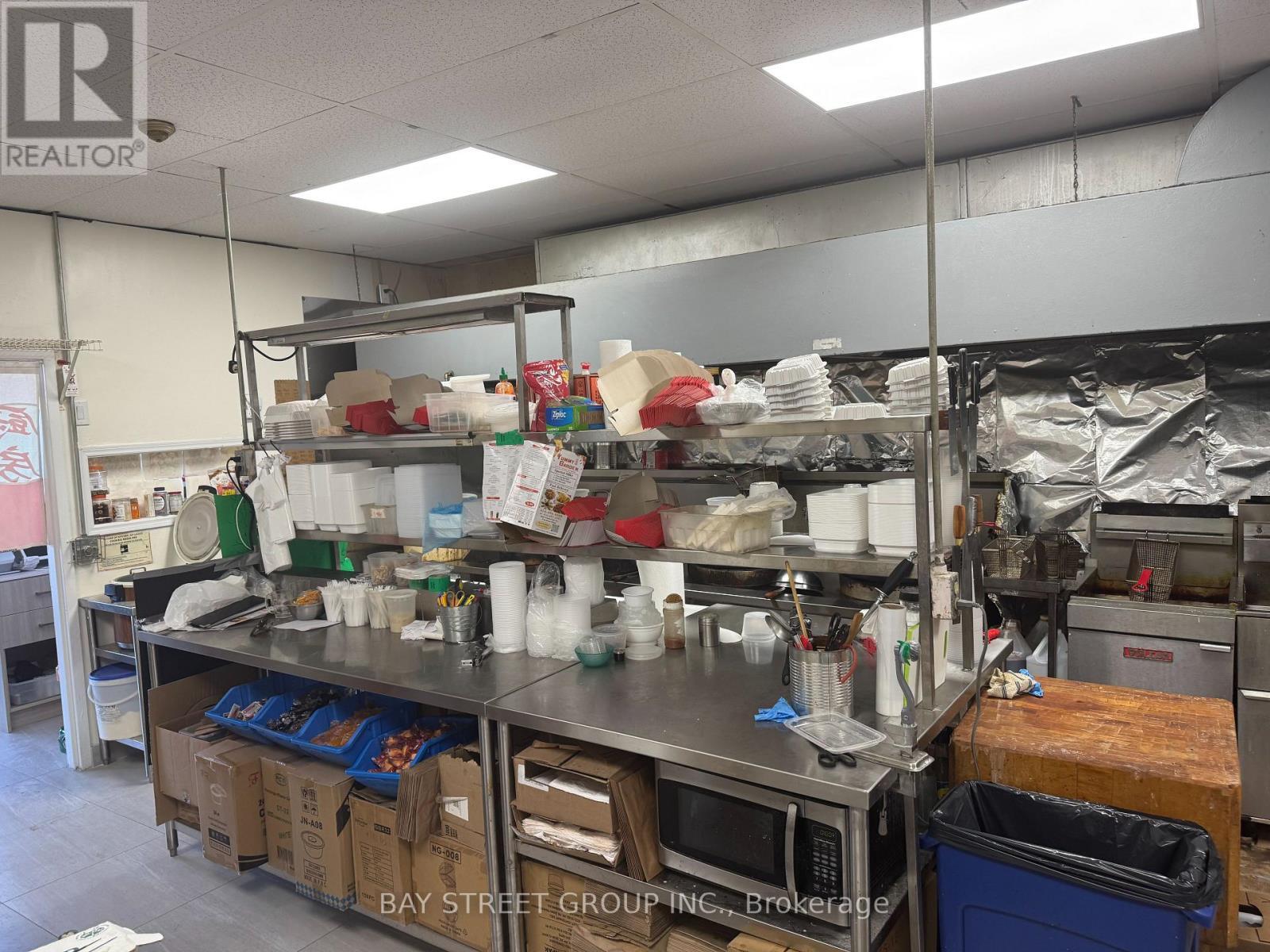 2836 Victoria Park Avenue, Toronto, ON