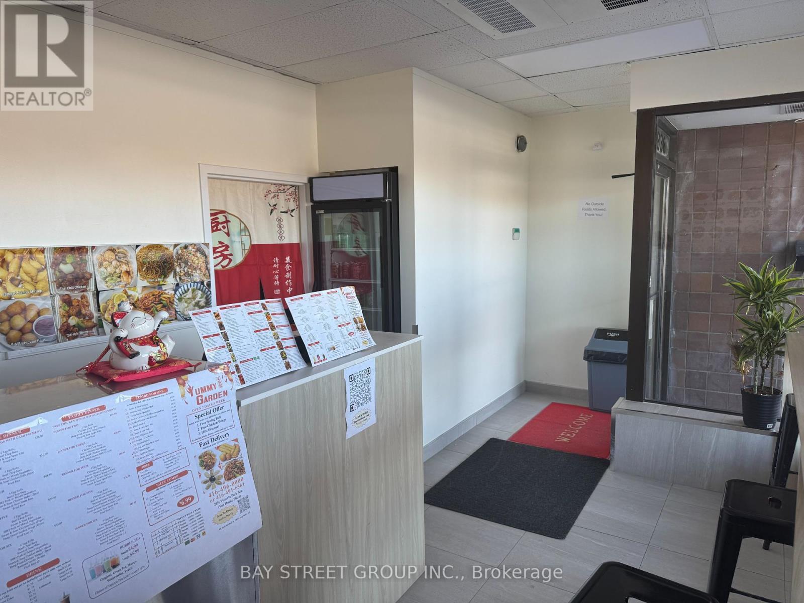 2836 Victoria Park Avenue, Toronto, ON