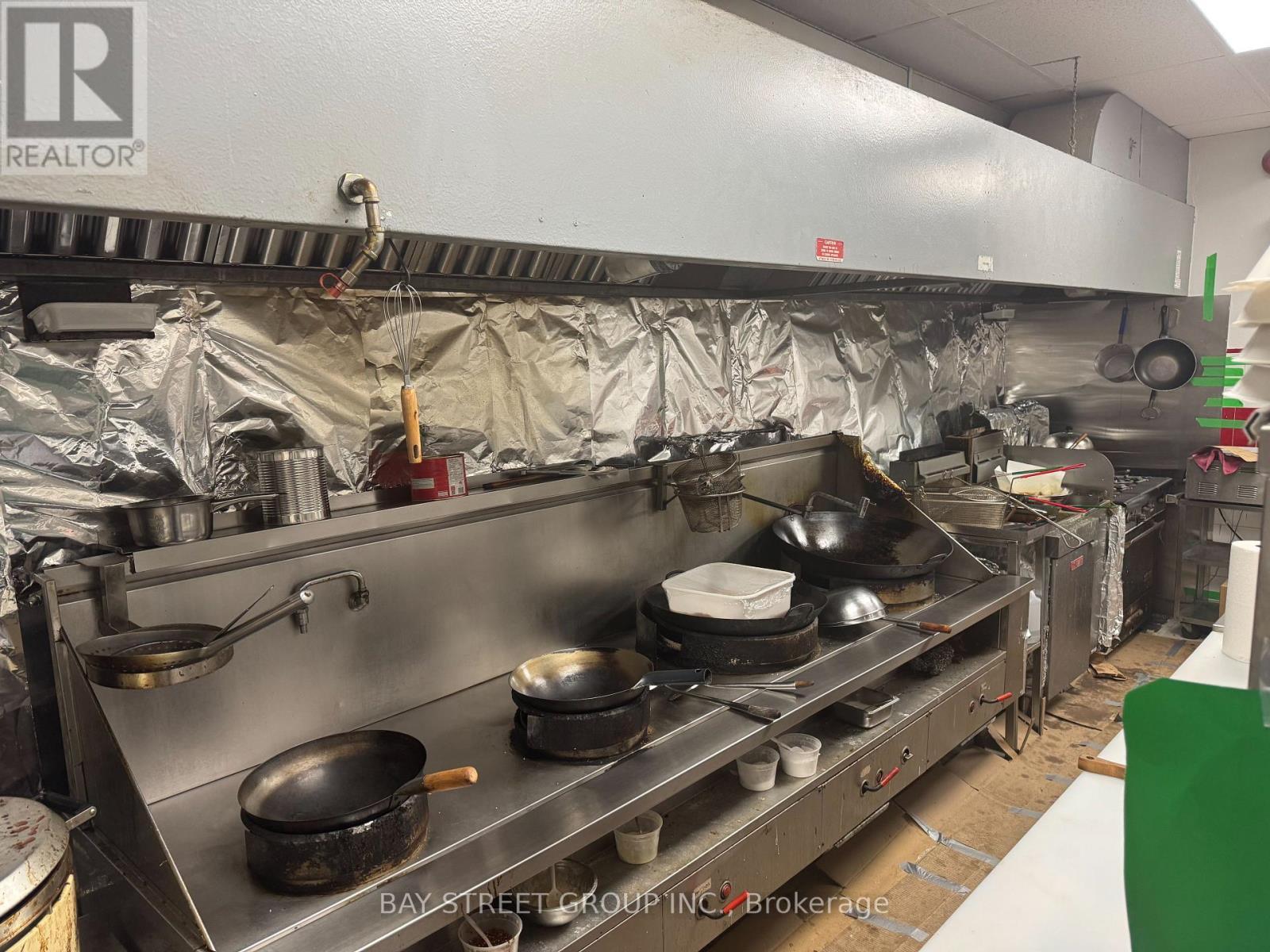 2836 Victoria Park Avenue, Toronto, ON