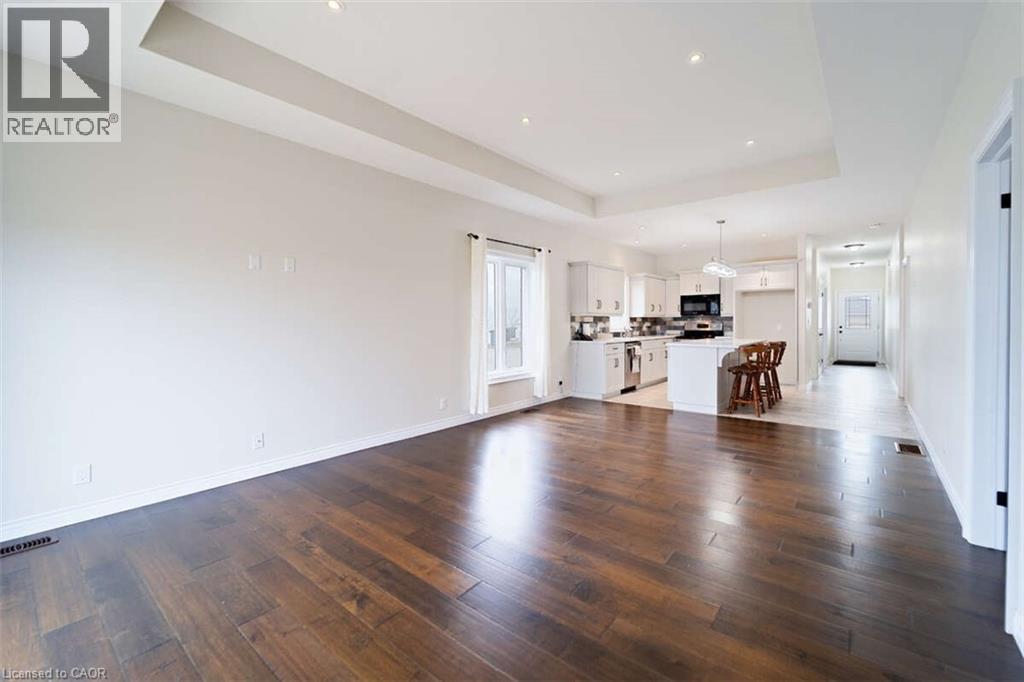 153 Brown Street, Port Dover, ON - Indoor Photo Showing Living Room