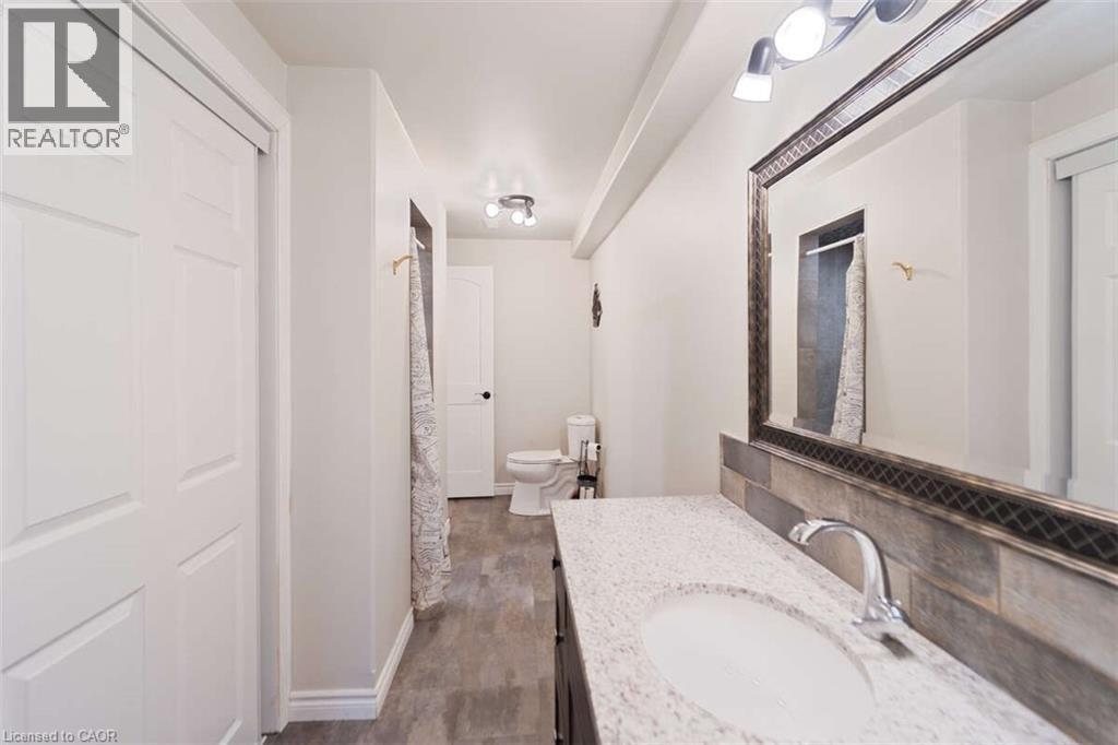 153 Brown Street, Port Dover, ON - Indoor Photo Showing Bathroom