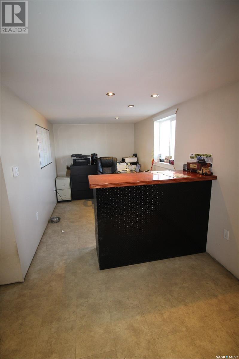 102 5Th Avenue W, Battleford, SK