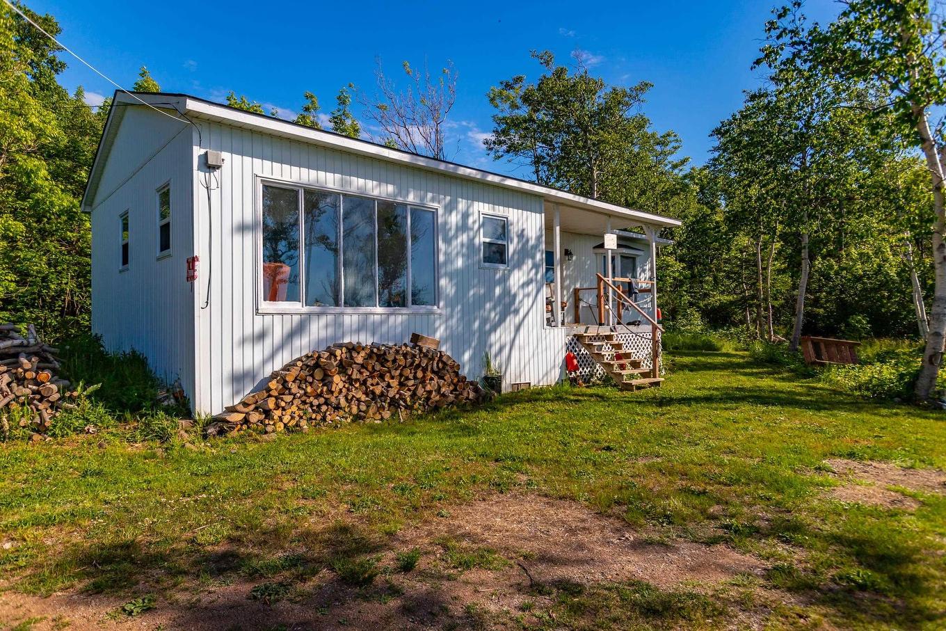 7 Sunset Avenue, Phinneys Cove, NS