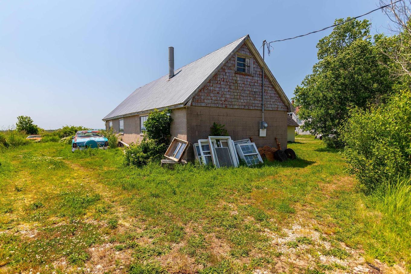 645 Leonard Road, Paradise, NS