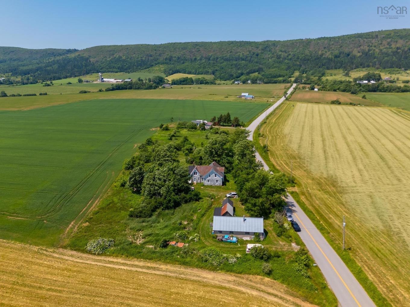 645 Leonard Road, Paradise, NS