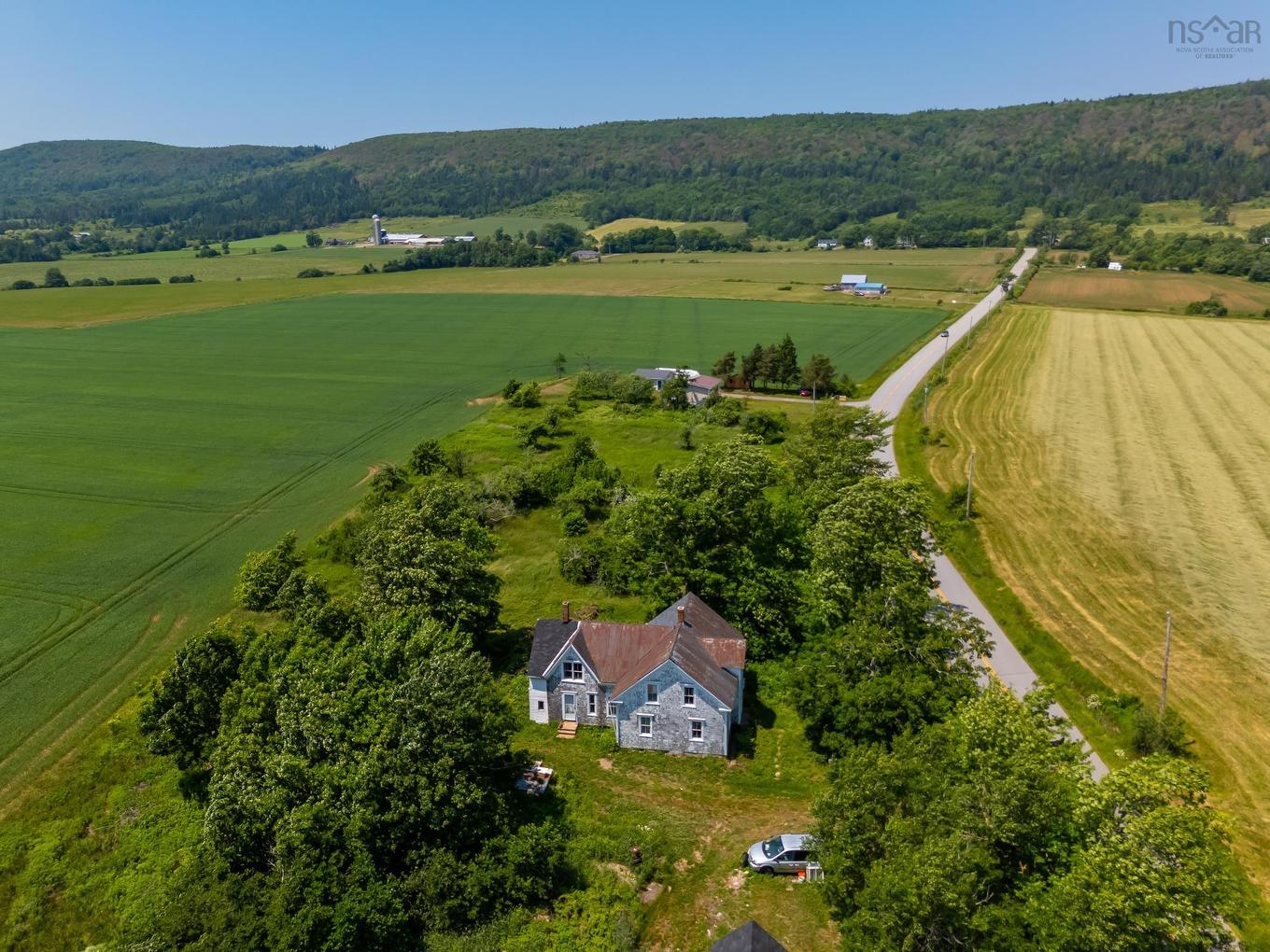 645 Leonard Road, Paradise, NS