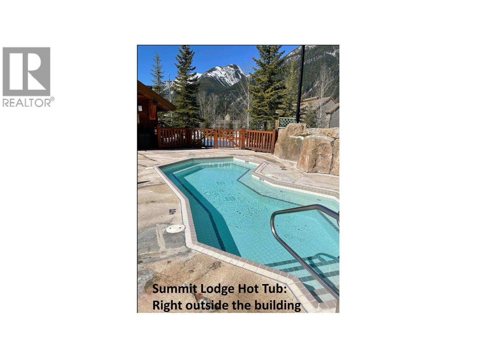 2070 Summit Drive Unit# 301A, Panorama, BC - With In Ground Pool