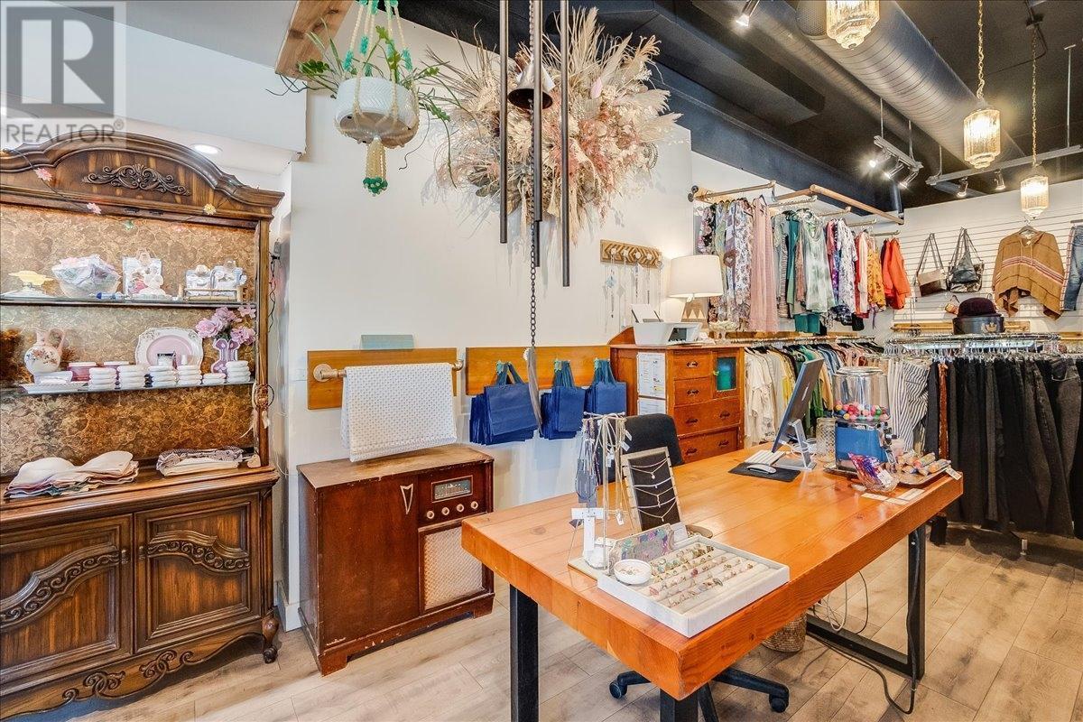 302 Baker Street, Nelson, BC