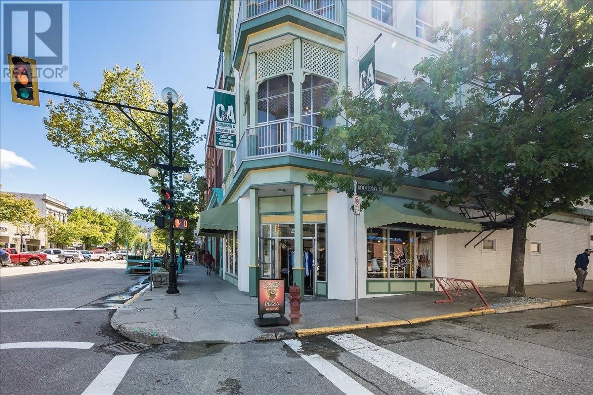 302 Baker Street, Nelson, BC