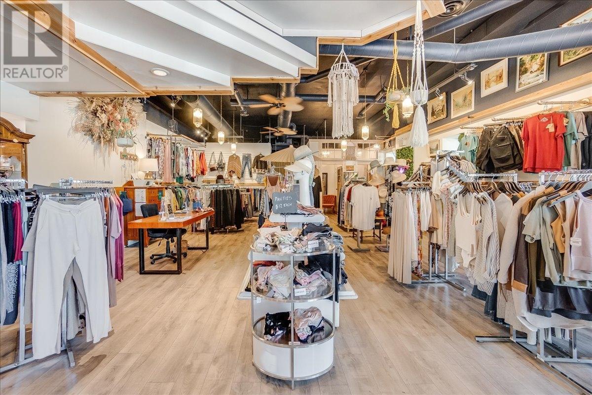 302 Baker Street, Nelson, BC