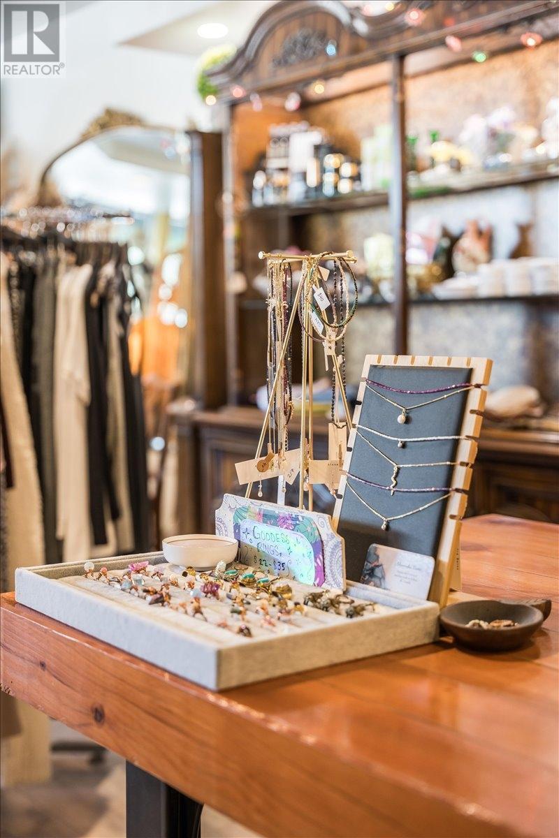 302 Baker Street, Nelson, BC