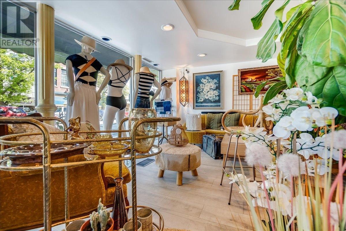 302 Baker Street, Nelson, BC