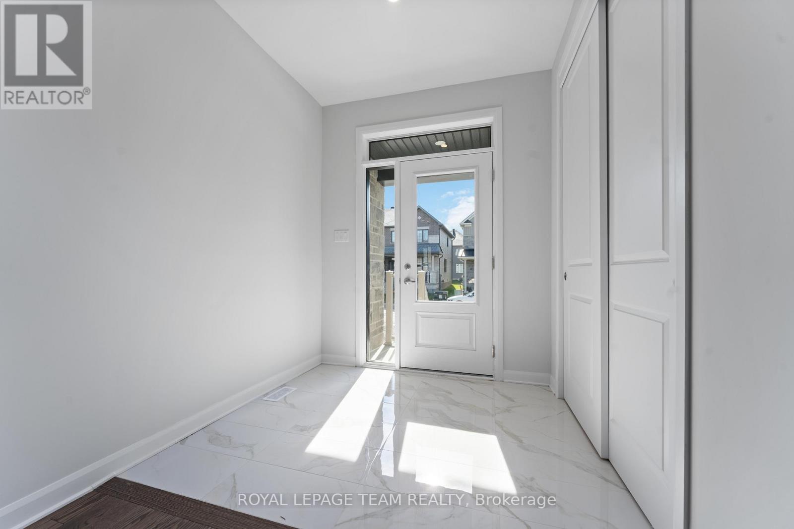 214 Prosperity Walk, Ottawa, ON - Indoor Photo Showing Other Room