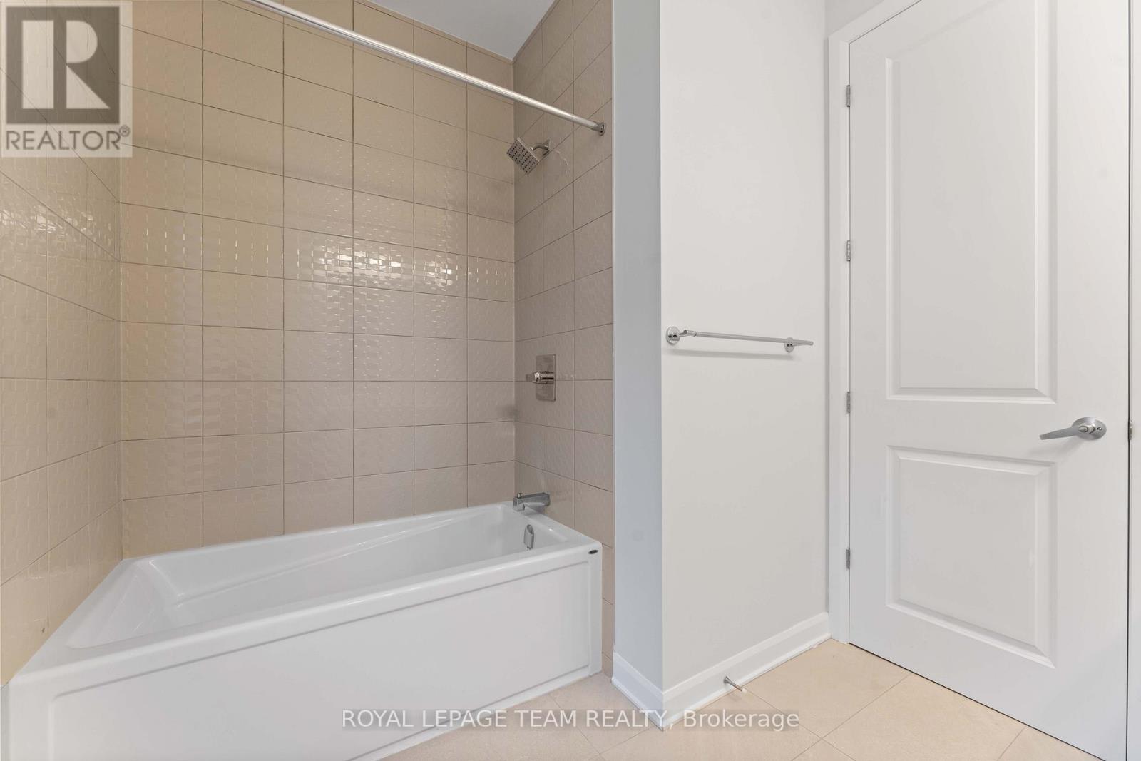 214 Prosperity Walk, Ottawa, ON - Indoor Photo Showing Bathroom