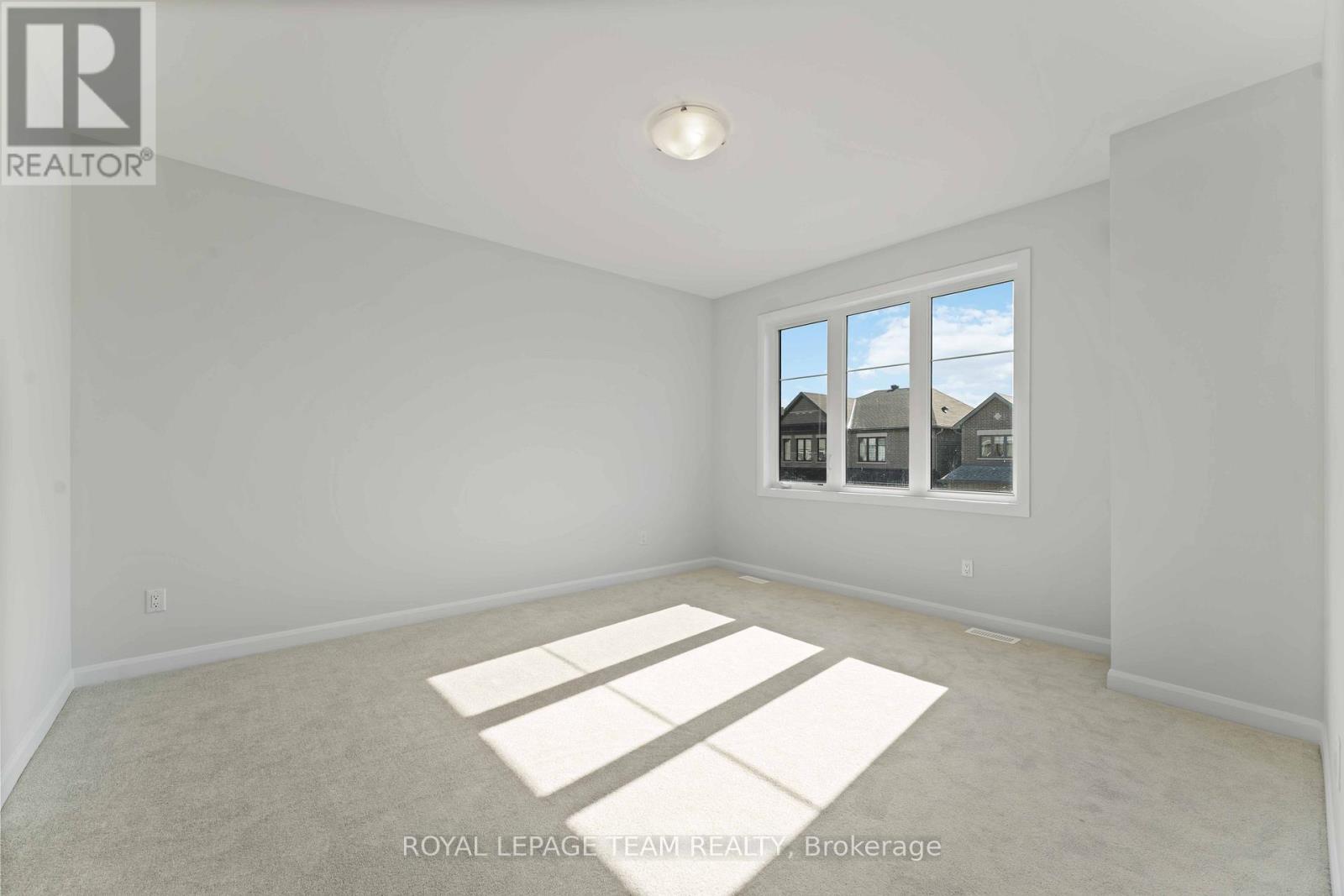 214 Prosperity Walk, Ottawa, ON - Indoor Photo Showing Other Room