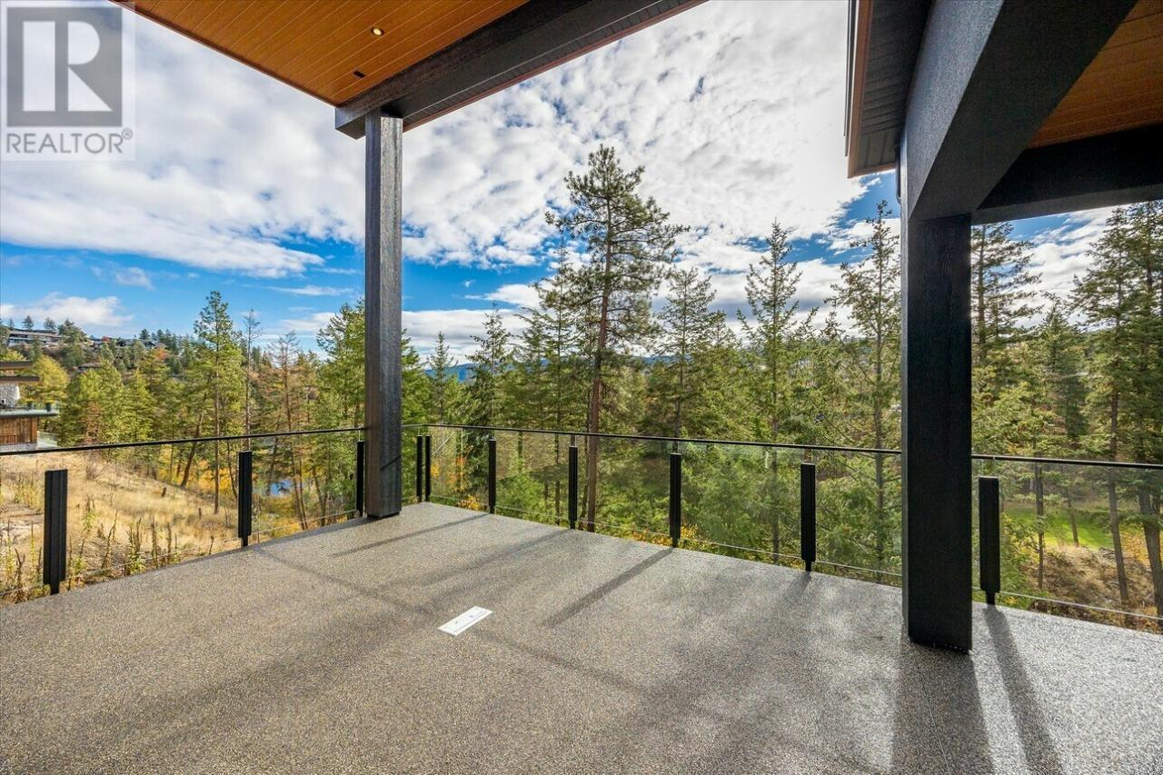 124 Wildsong Crescent W, Vernon, BC - Outdoor With Exterior