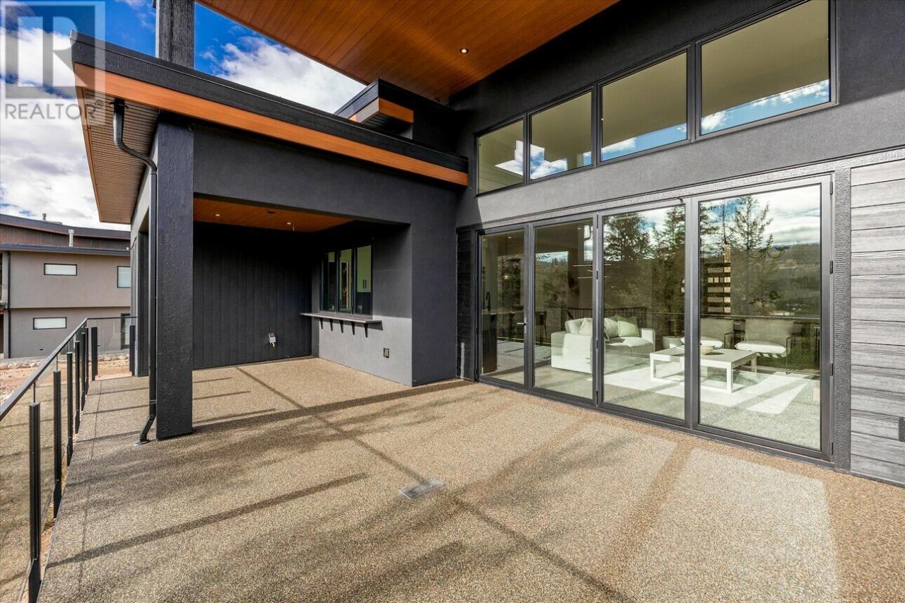 124 Wildsong Crescent W, Vernon, BC - Outdoor With Exterior