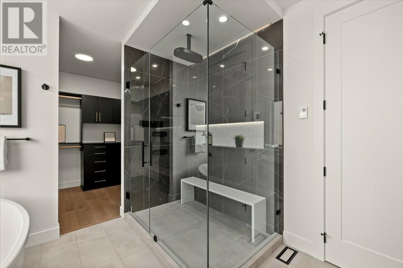 124 Wildsong Crescent W, Vernon, BC - Indoor