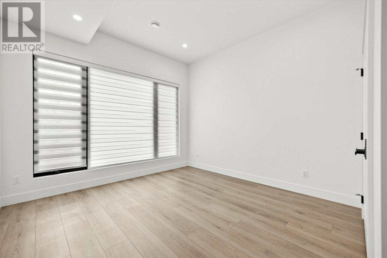 124 Wildsong Crescent W, Vernon, BC - Indoor Photo Showing Other Room