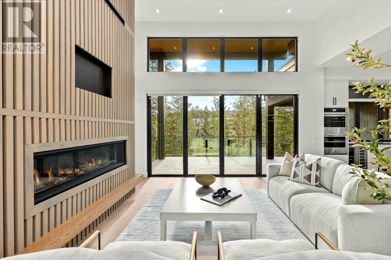 124 Wildsong Crescent W, Vernon, BC - Indoor Photo Showing Living Room With Fireplace