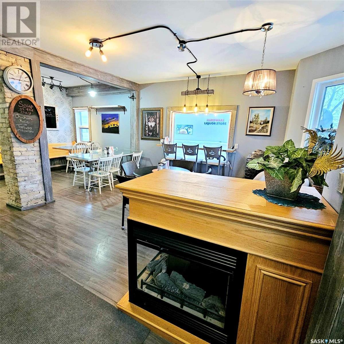 702 Main Street, Broadview, SK