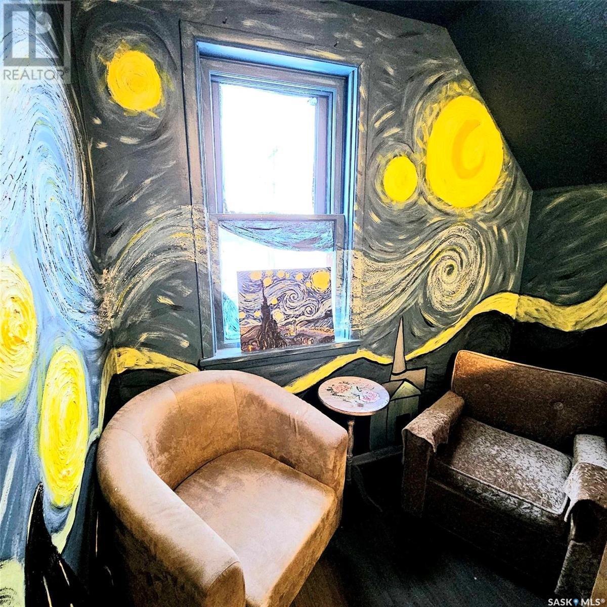 702 Main Street, Broadview, SK