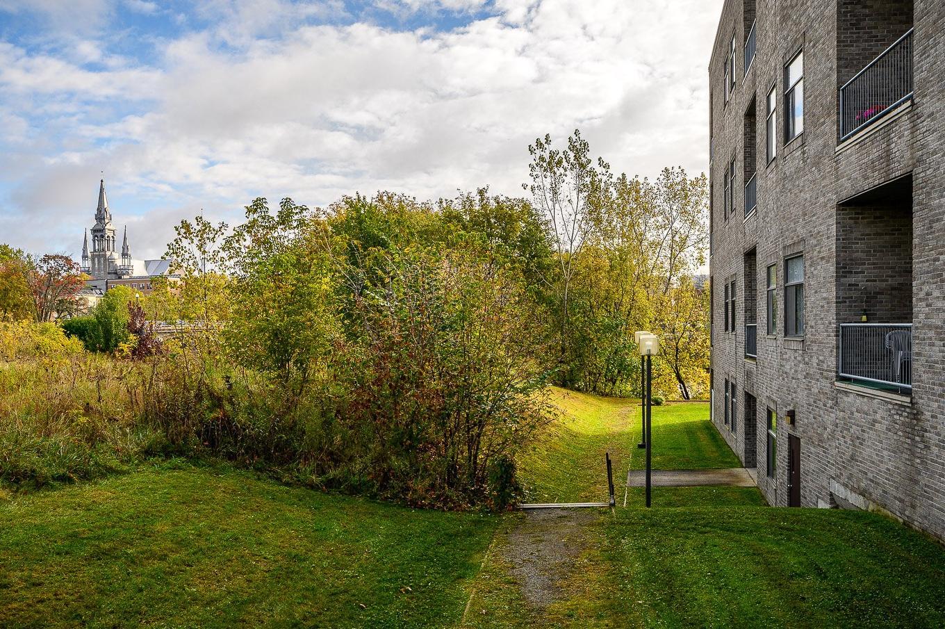 Face arrière - 310-305 Rue Laviolette, Saint-Jérôme, QC - Outdoor